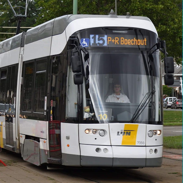 tram 15